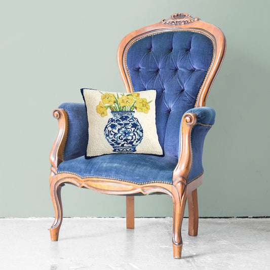 Chinoiserie Bloom Daffodil Hooked Pillow