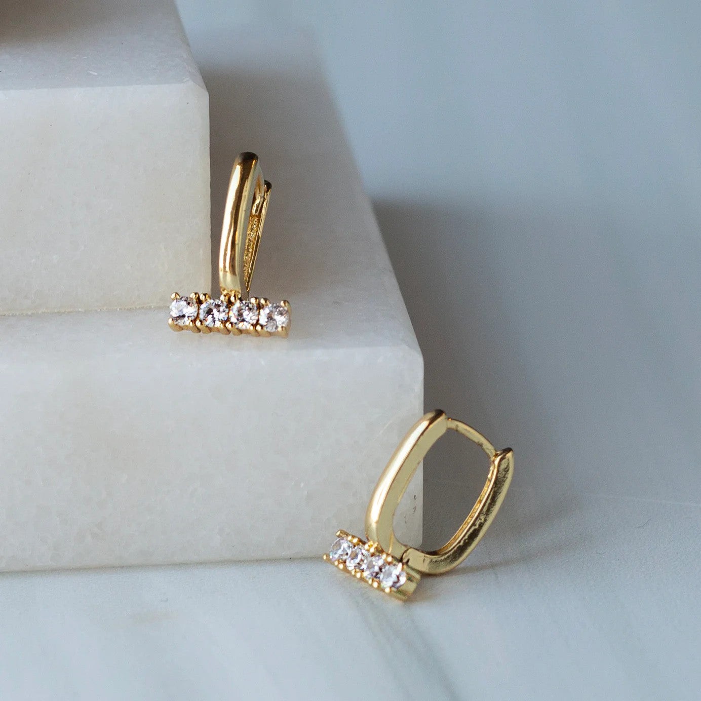 Gilded Earring-Rhinestone Bar