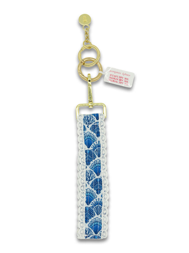 Lace keyfob, Scallop Shell