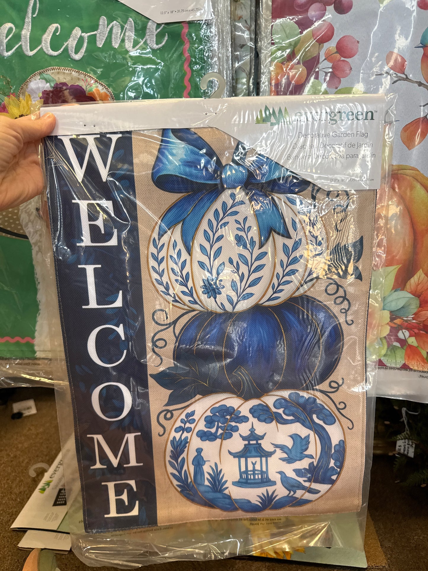 Chinoiserie Welcome Pumpkin Burlap Flag Garden
