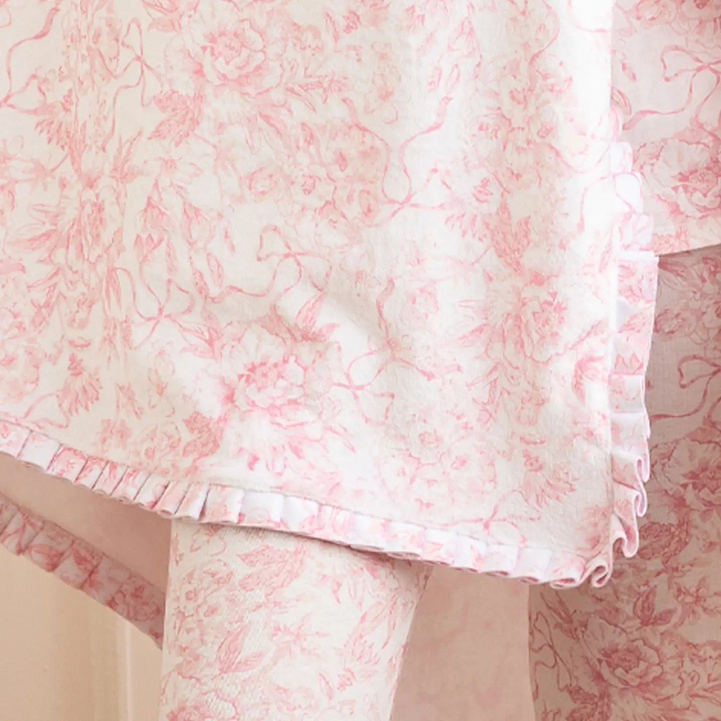 Luxe 56x60" Throw Blanket - Pink Bow Toile
