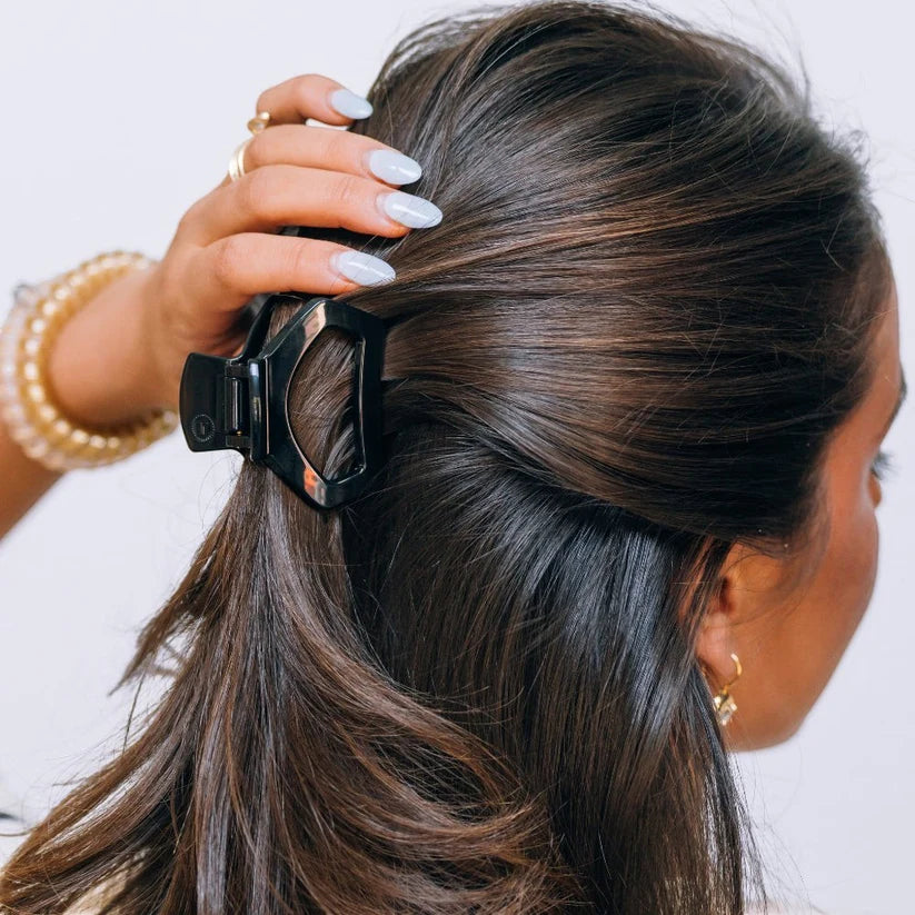 Jet Black Open Hair Clip Petite