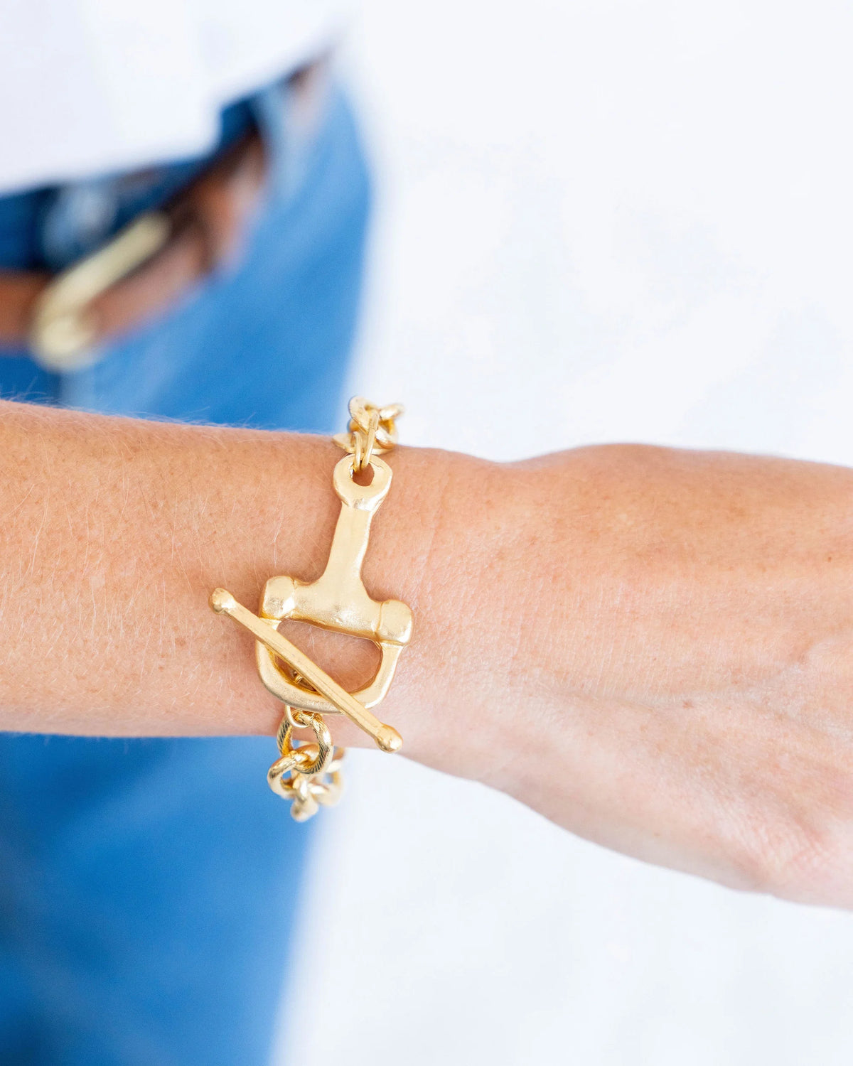 Gold Large Horse Bit Toggle Chain Bracelet